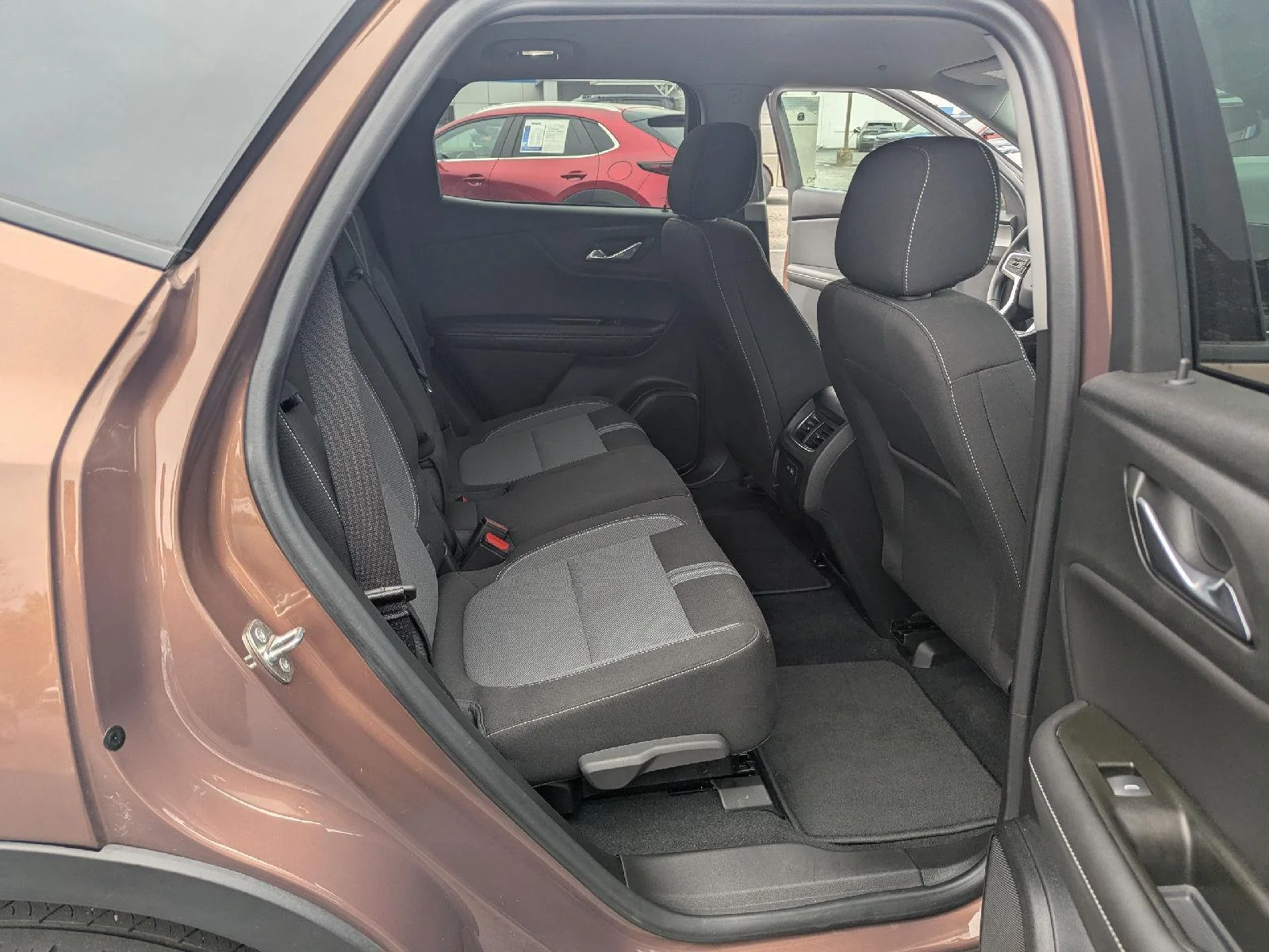 Used 2023 Copper Bronze Metallic Chevrolet 2LT image 28