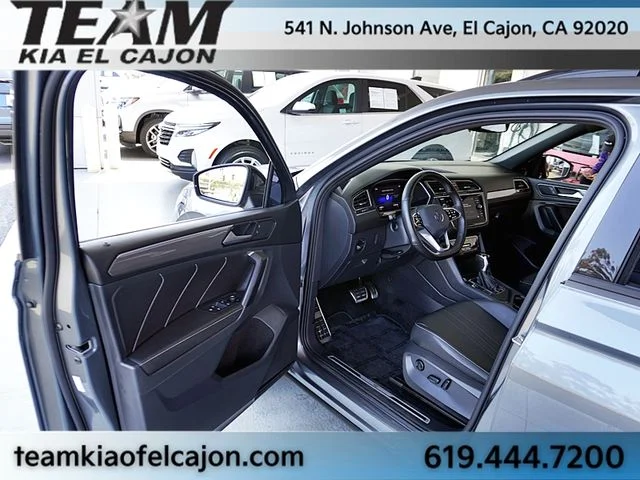 2023 Volkswagen Tiguan SE R-LINE BLACK - Photo 38