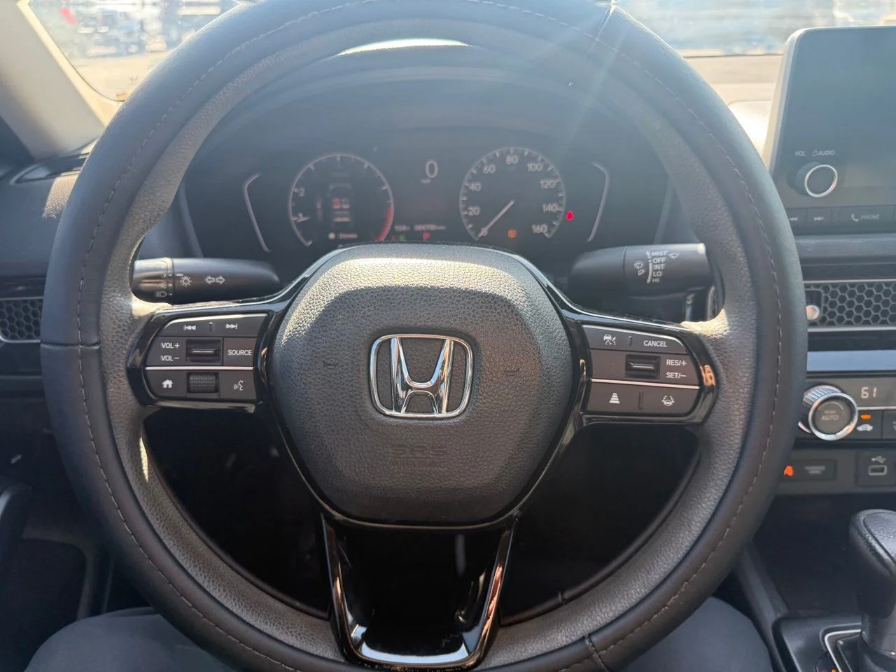 Used 2022  Honda LX image 16
