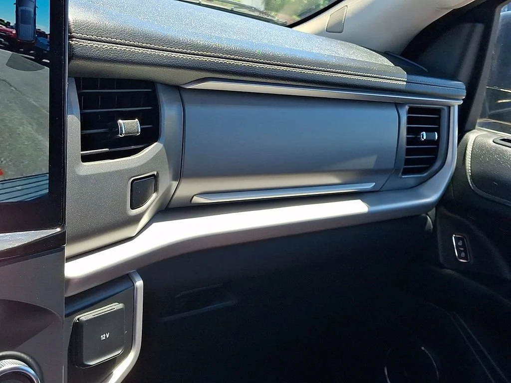 Used 2022 Gray Ford XLT MAX image 27