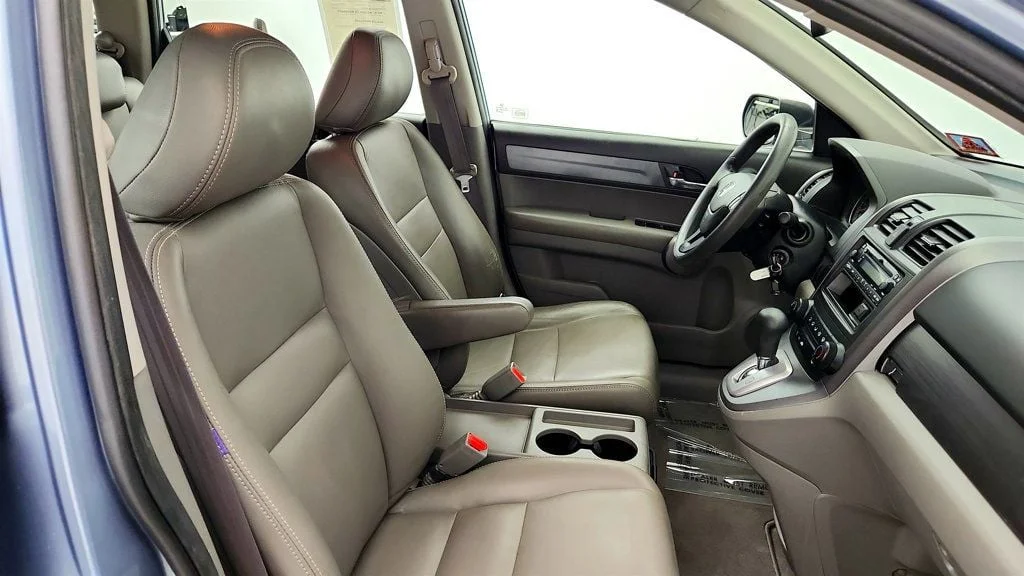 Used 2009 Glacier Blue Metallic Honda 2WD 5dr LX image 23