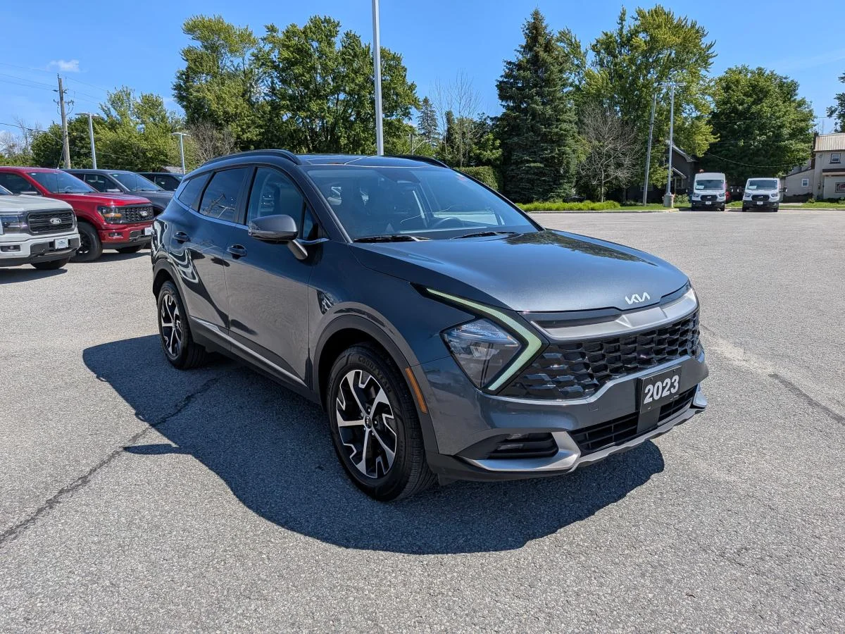 Used 2023 Grey Kia EX image 3