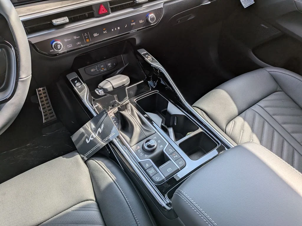 New 2026 Brown Kia X-Line SX Prestige image 12