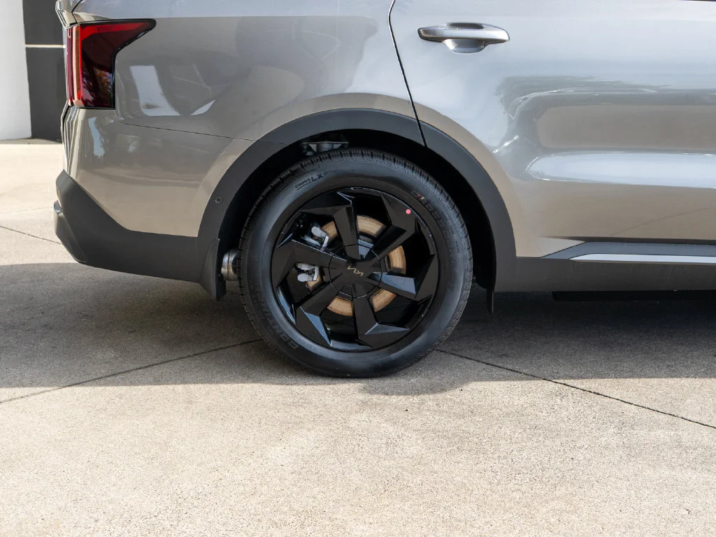 New 2026 Volcanic Sand Kia X-Line SX Prestige AWD image 35