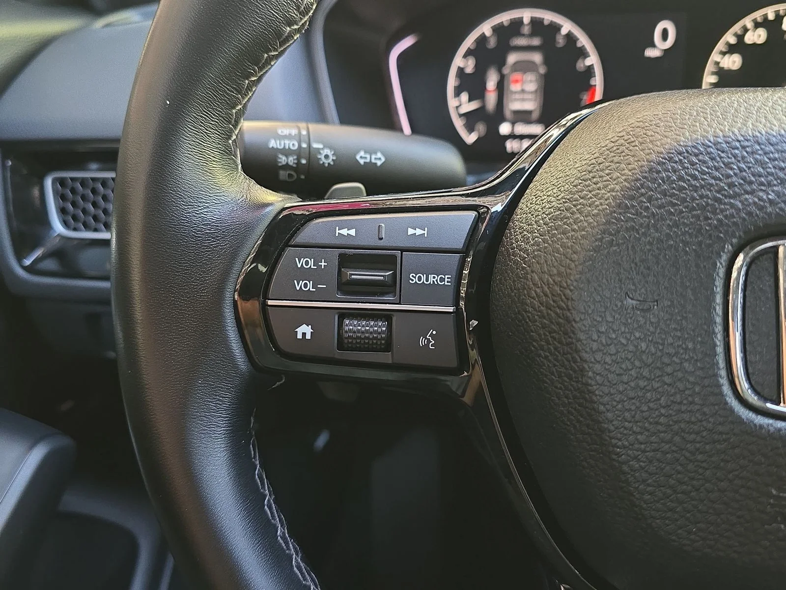 2024 Honda Civic Sport - Photo 19
