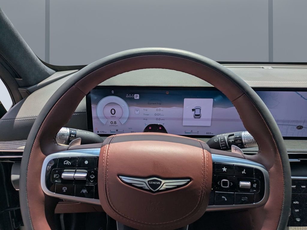 Used 2025 Silver Genesis 3.5T Prestige image 30