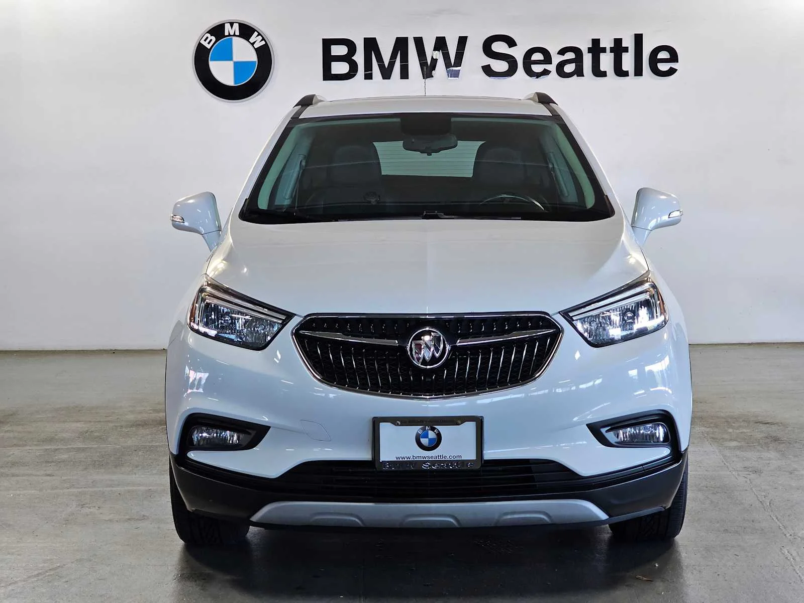 Used 2019 Summit White Buick Sport Touring image 6