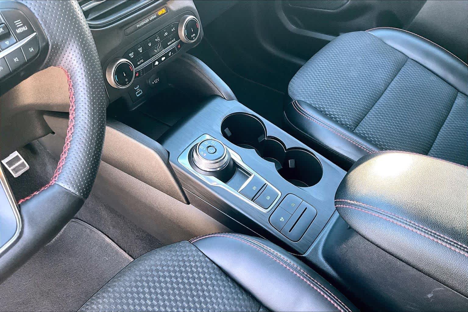 Used 2023 Carbonized Gray Metallic Ford ST-Line image 17