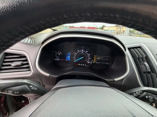 Used 2019 Red Ford SEL image 16