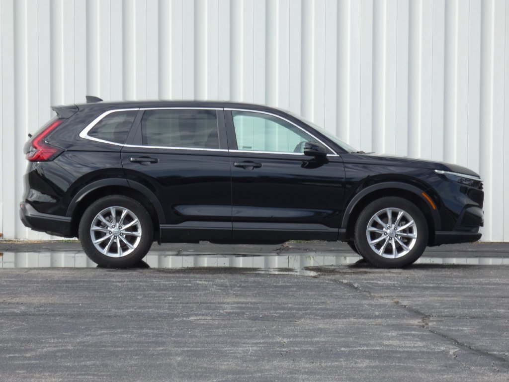 Used 2024 Honda CR-V EX with VIN 2HKRS4H47RH403604 for sale in Kansas City
