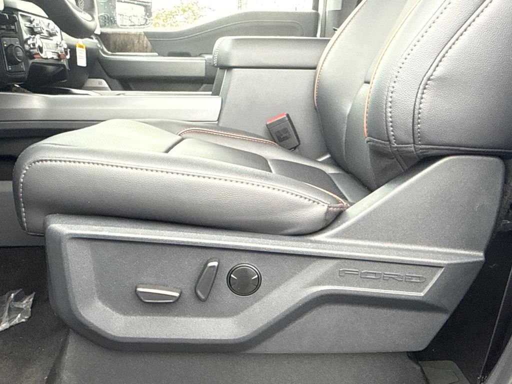 New 2026 Oxford White Ford F-250® Lariat TS MotorSport Valor Package image 9