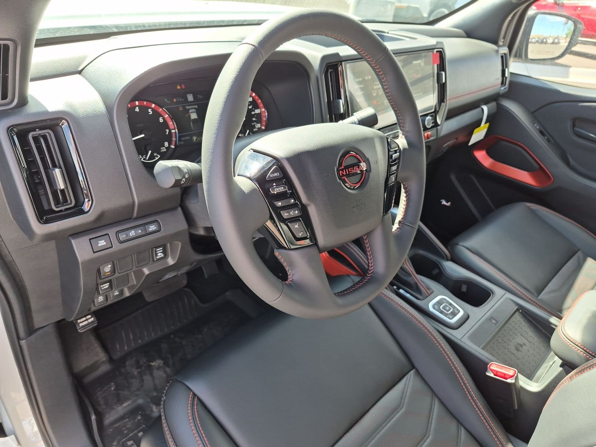 2026 Nissan Frontier PRO-4X - Photo 10