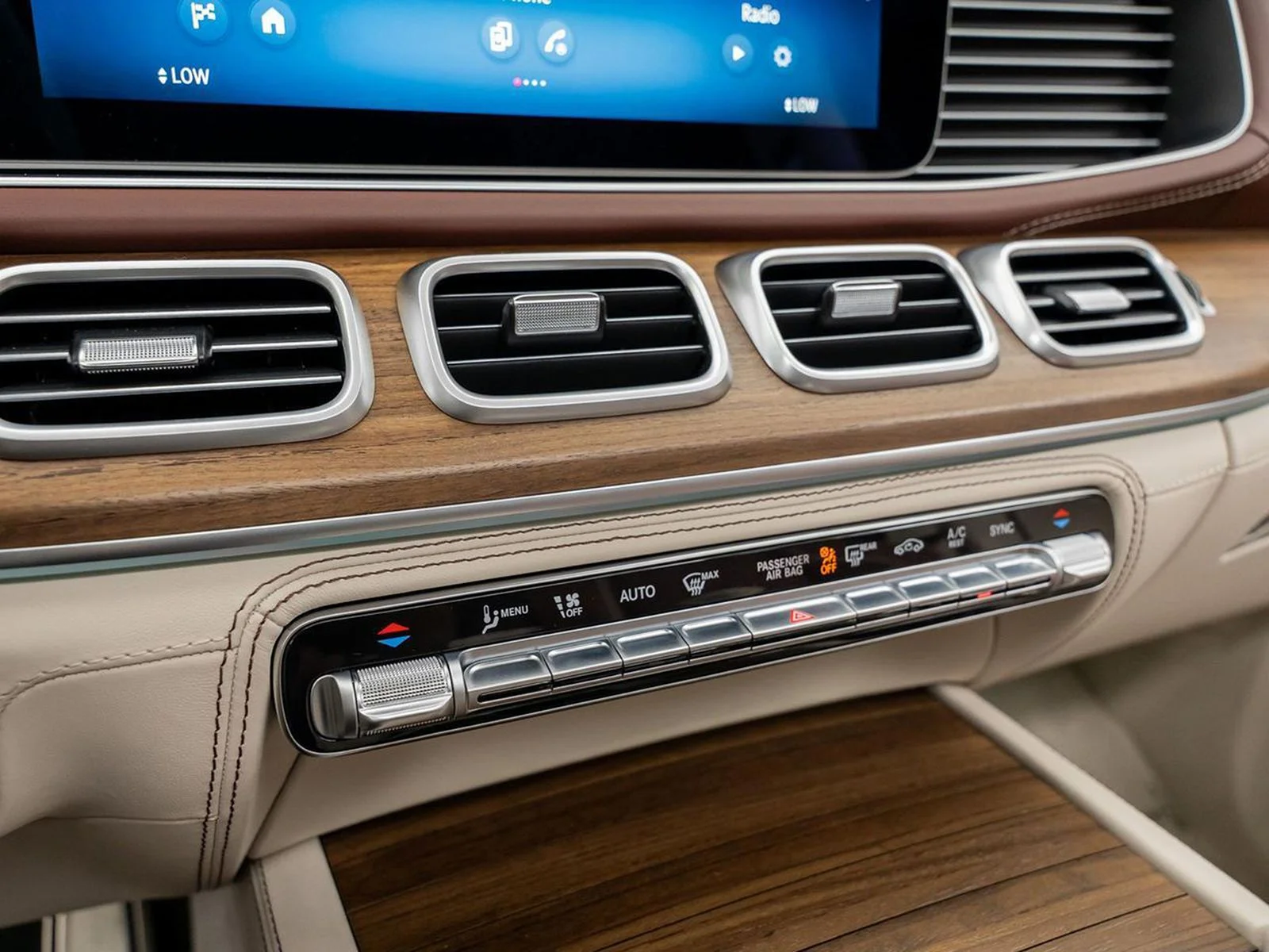 Used 2026 Black Mercedes-Benz Maybach GLS 600 image 64