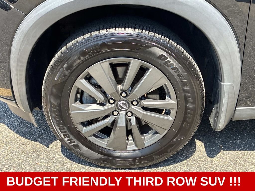 Used 2022 Black Nissan SV image 19