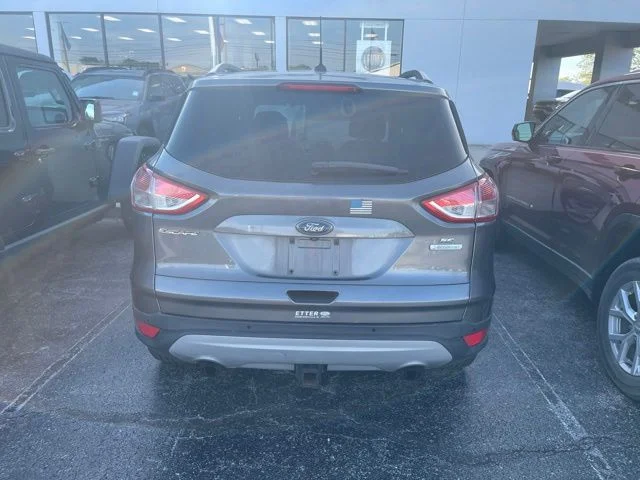 Used 2014 Gray Ford SE image 7