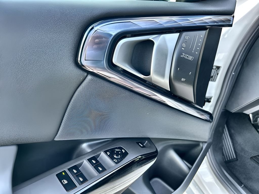 2026 BMW X3 30 - Photo 17