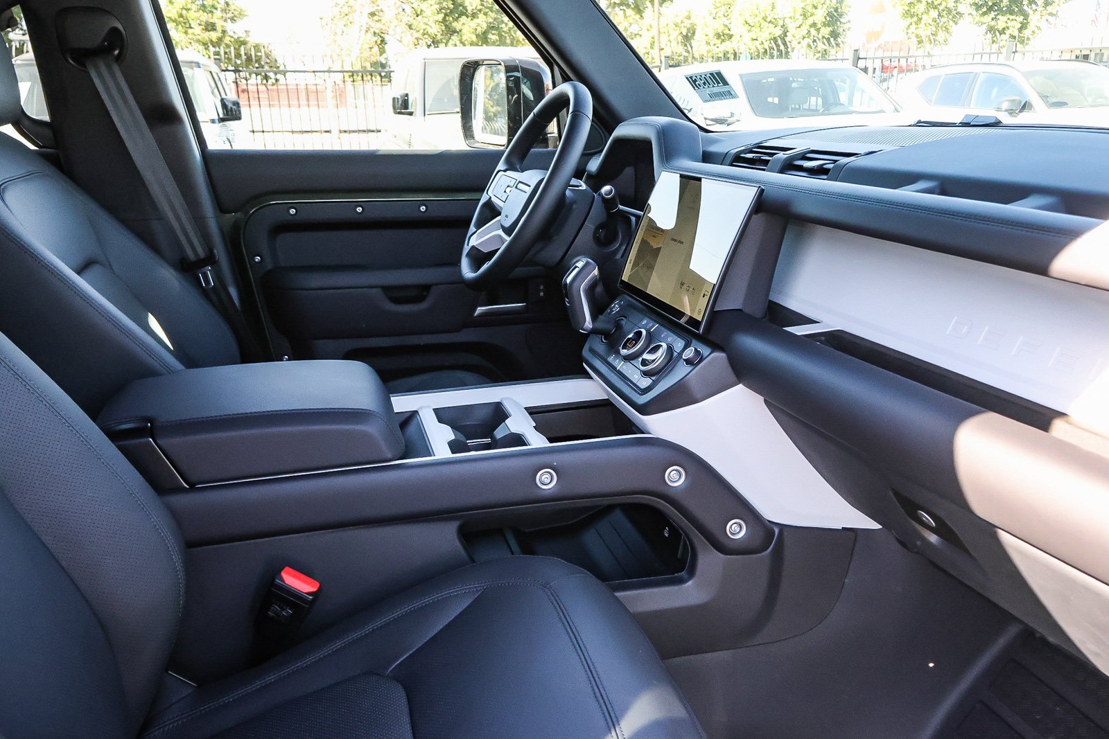 New 2026 Woolstone Green Land Rover S image 12