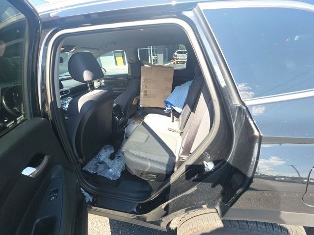 Used 2023 Black Hyundai SEL image 10