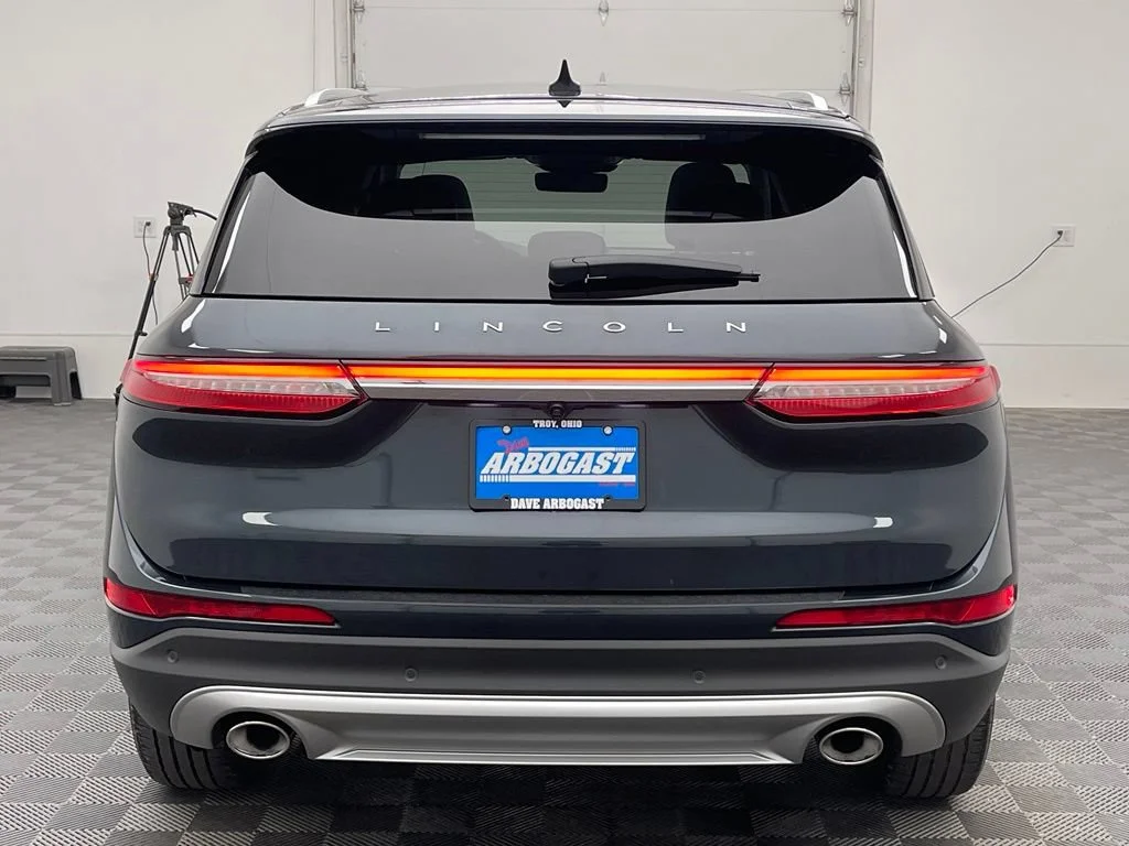 Used 2022 Blue Lincoln Reserve image 10