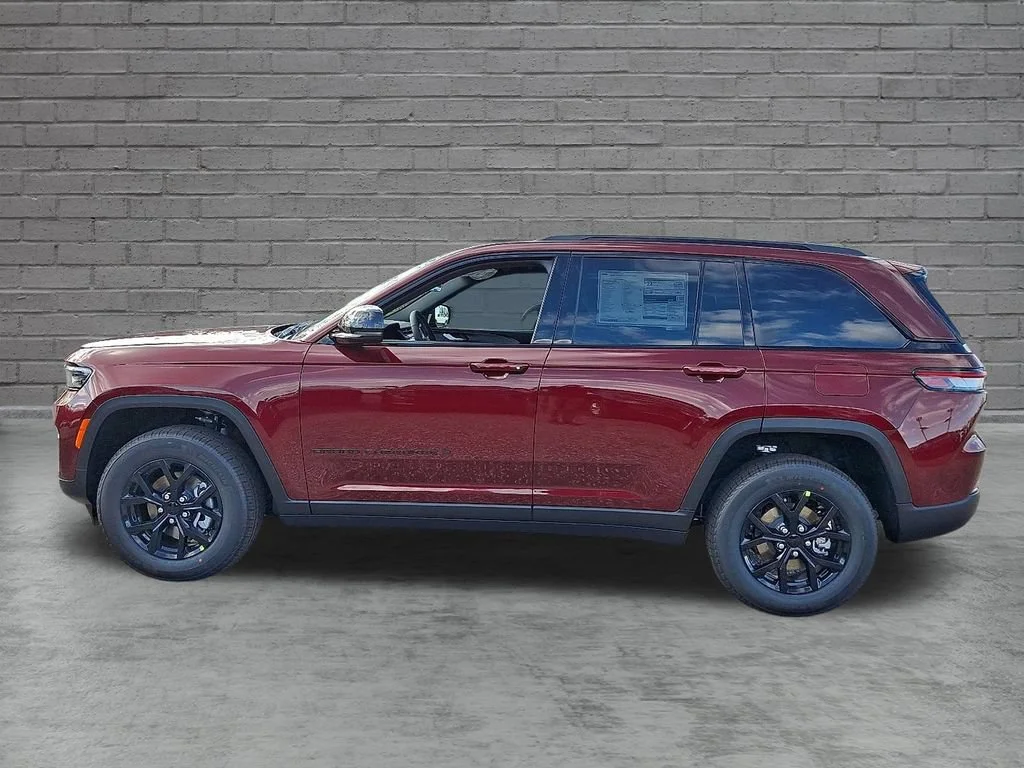 New 2025 Velvet Red Pearlcoat Jeep Altitude X image 5