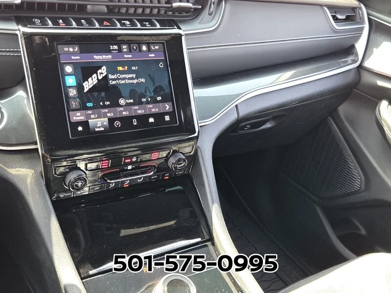 Used 2023 Velvet JEEP ALTITUDE 4X4 image 29