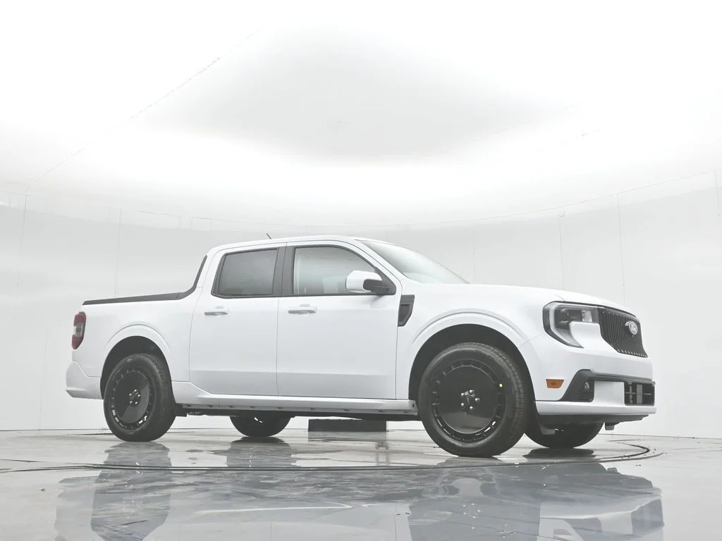 New 2025 White Ford Lobo Standard image 30
