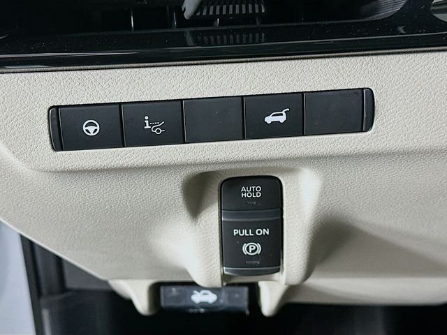 New 2026 Everest White Pearl TriCoat Nissan Platinum image 11