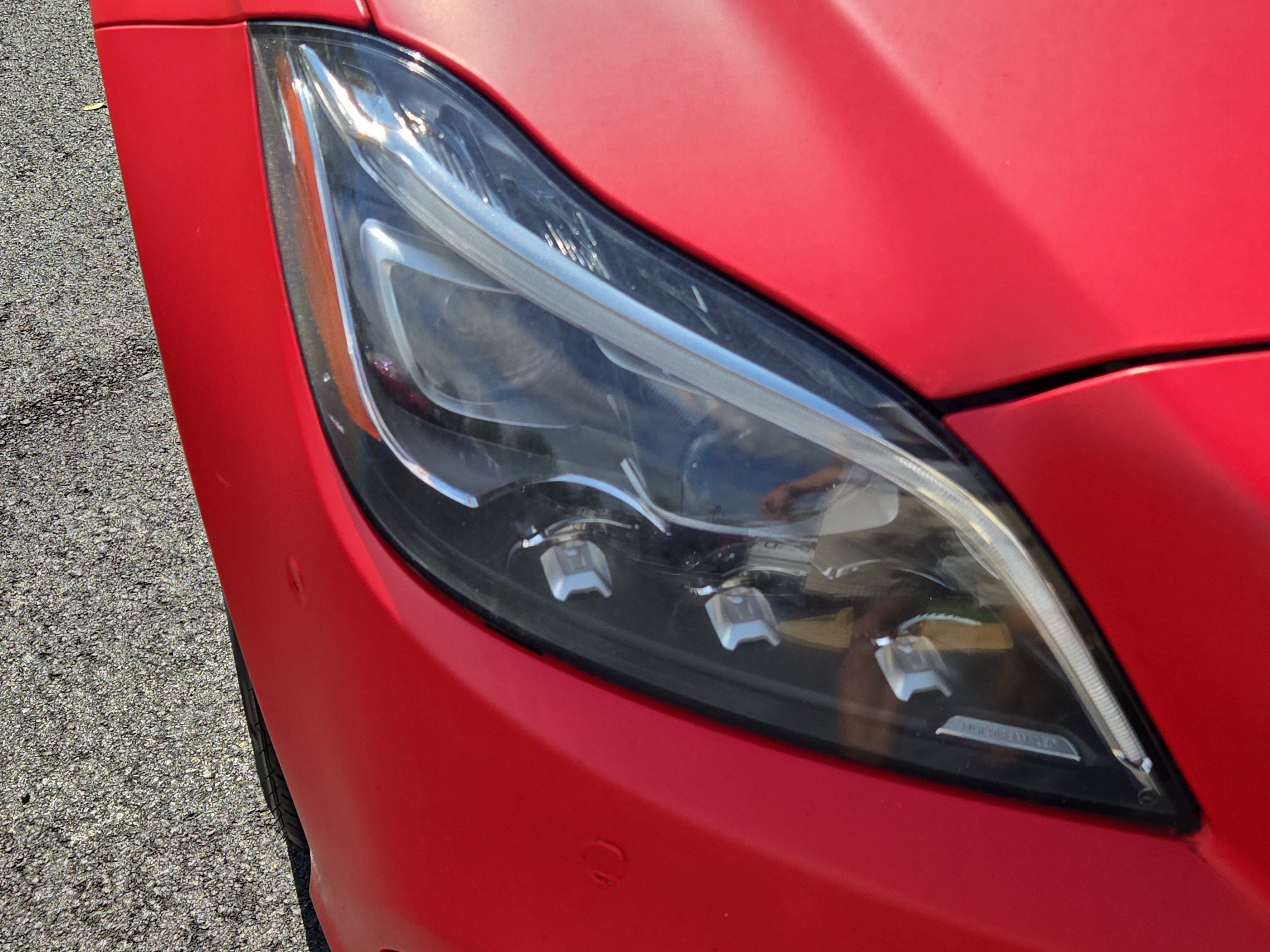 Used 2018 Red Mercedes-Benz 4MATIC® image 6