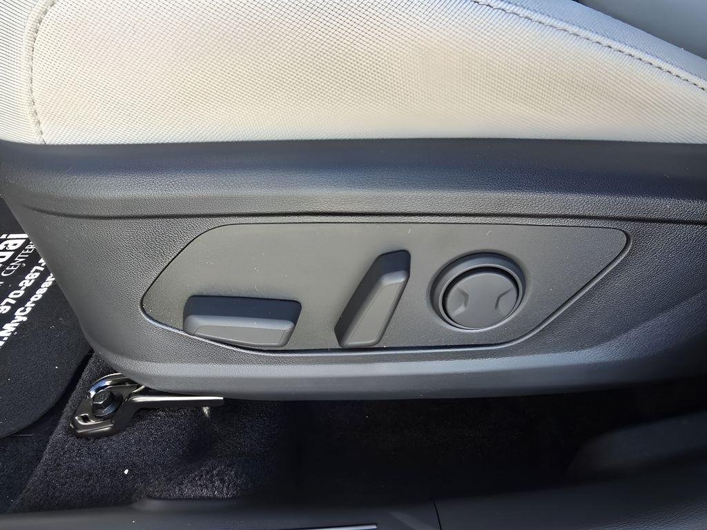 New 2026 Amazon Gray Hyundai SEL AWD image 17