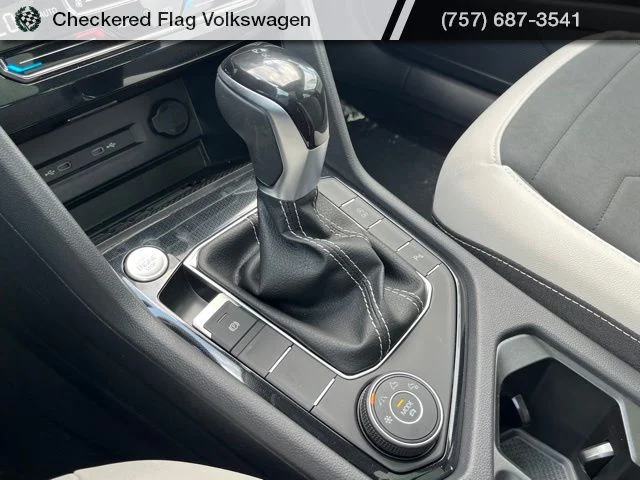 New 2026 Gray Volkswagen 1.5T SE image 44