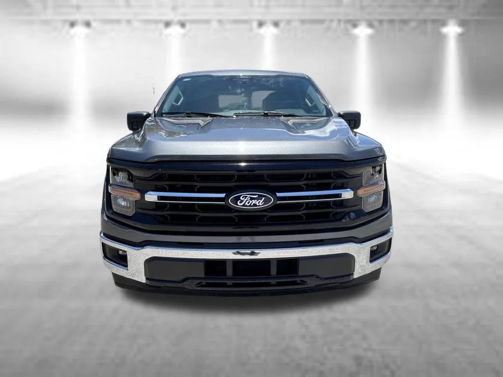 Certified Used 2025 Gray Metallic Ford XLT image 10