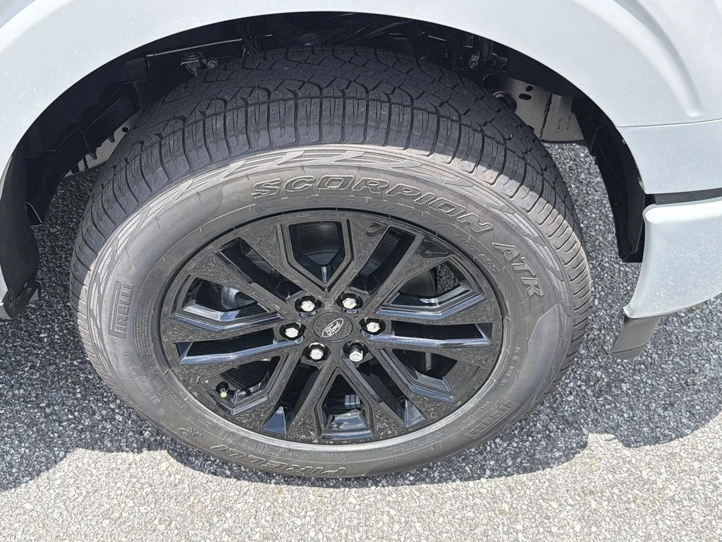 New 2026 White Ford XLT image 14