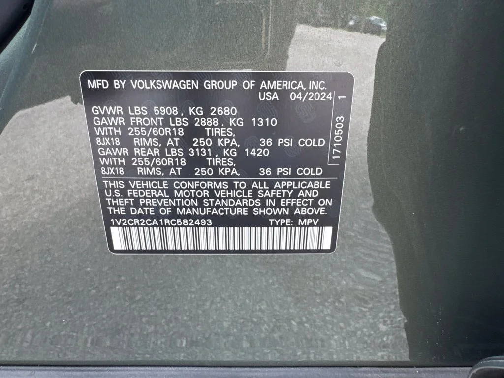 Used 2024 Green Volkswagen 2.0T Peak Edition SE w/Technology image 14