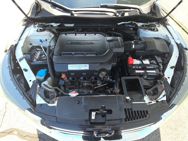 Used 2014 White Honda EX-L image 28