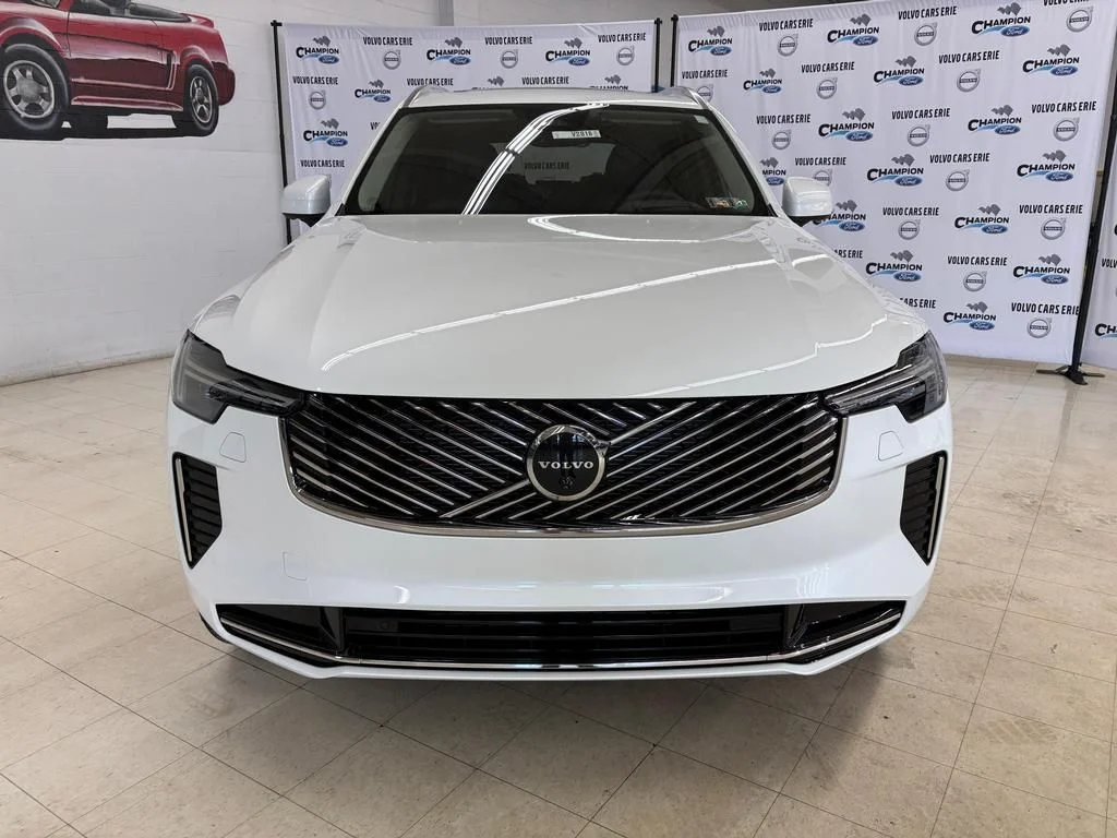 New 2026 Crystal White Volvo Ultra image 2