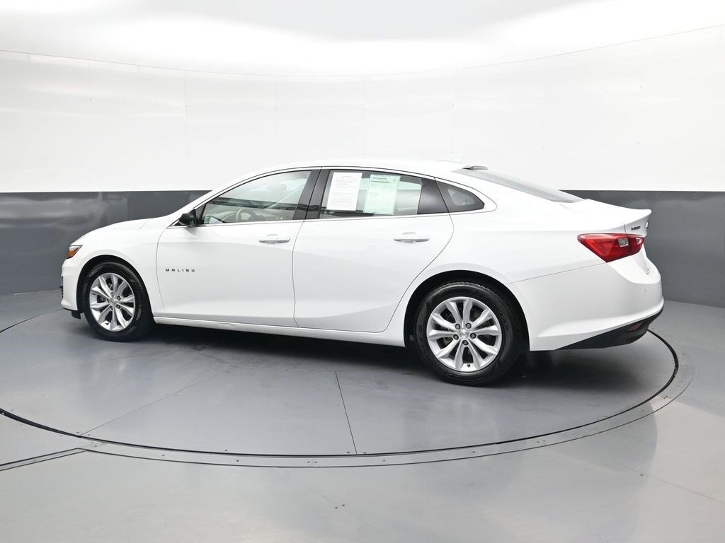 Used 2024 Summit White Chevrolet LT image 5