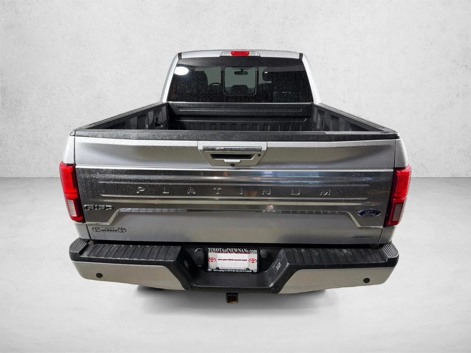 Used 2019 White Ford Platinum image 5