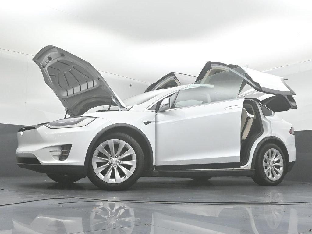 2018 TESLA MODEL X - Image 40