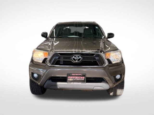 Used 2014 Tan Toyota DOUBCAB image 3