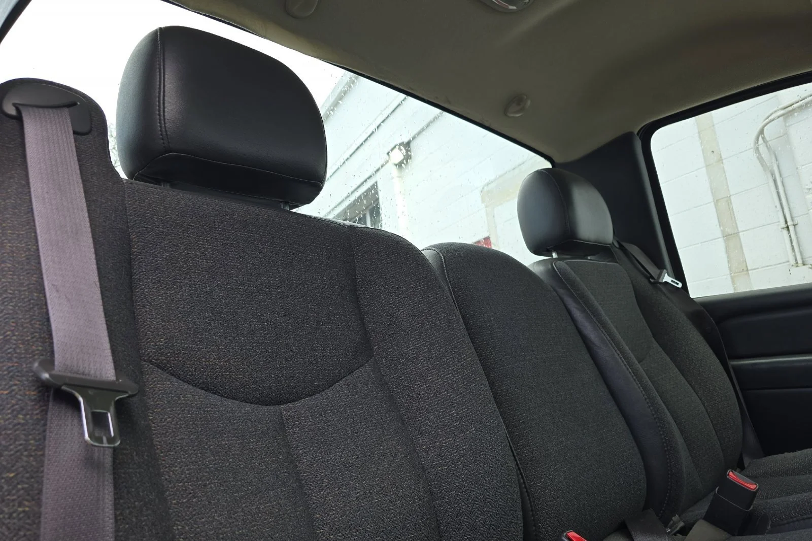Used 2005 Summit White Chevrolet Work Truck image 14