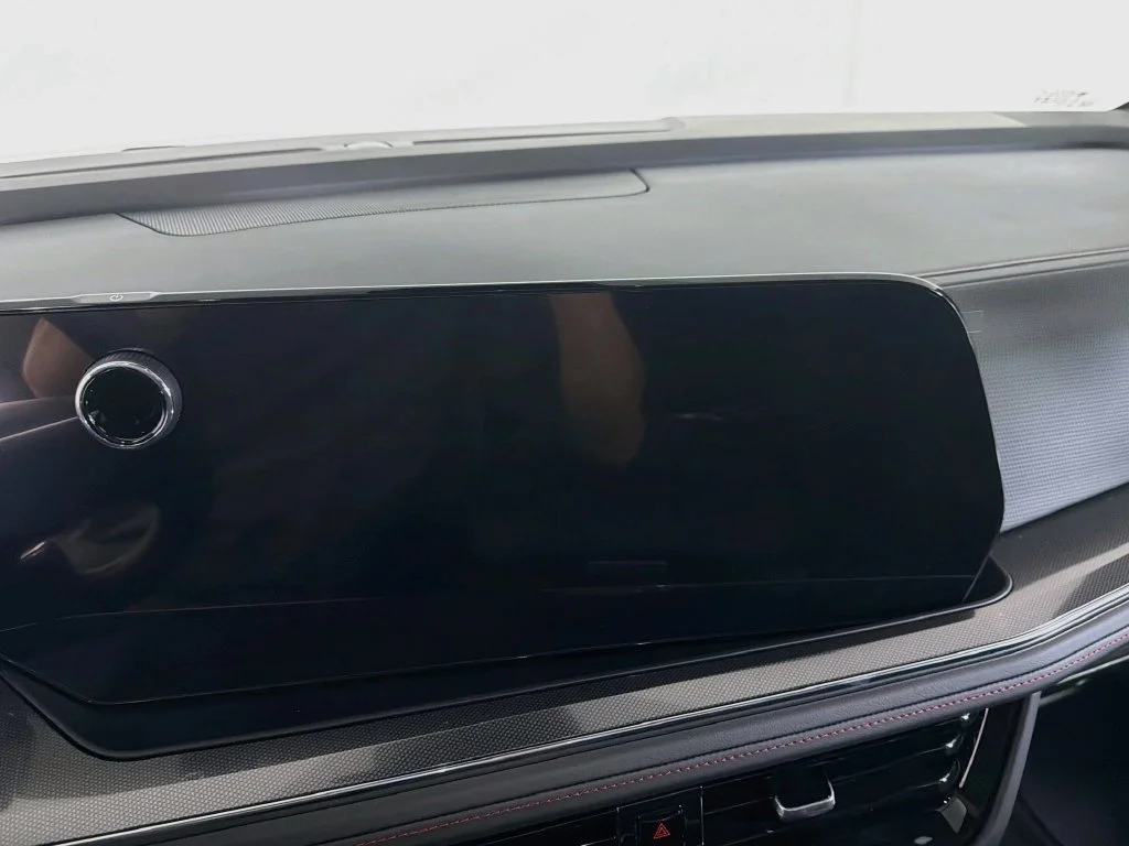 2026 Chevrolet Suburban RST - Photo 16