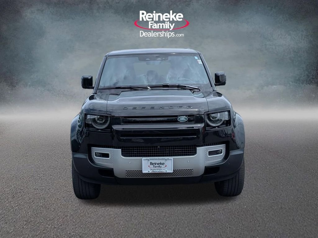 Used 2025 Black Land Rover S image 2