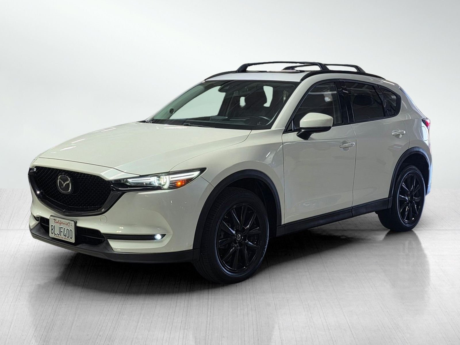 Used 2018 Snowflake White Pearl Mica Mazda Grand Touring image 3