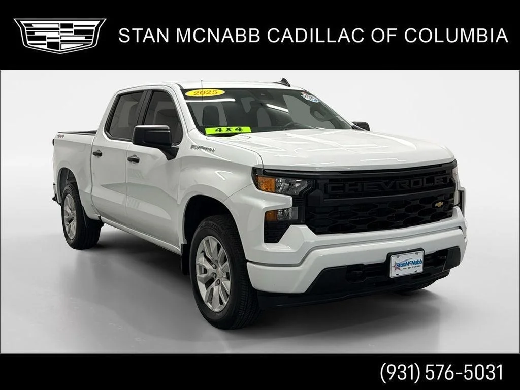 Used 2025 Summit White Chevrolet Custom image 1