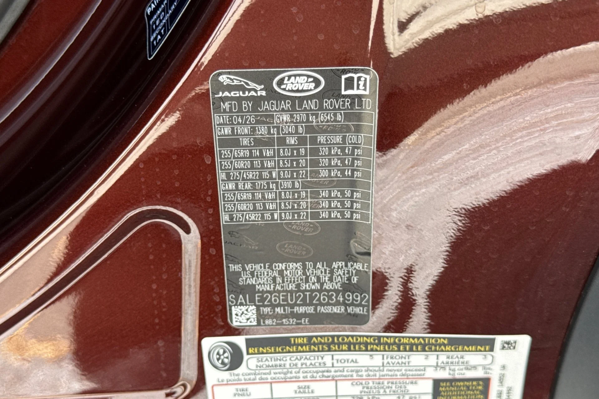 New 2026 Sedona Red Land Rover X-Dynamic SE image 29