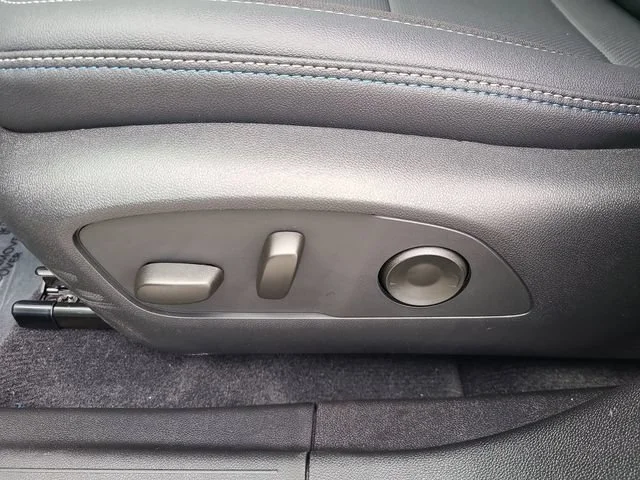 New 2026 Sterling Gray Metallic Chevrolet LT image 27