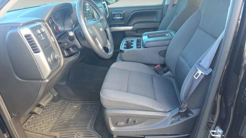 Used 2016 Black Chevrolet LT image 16