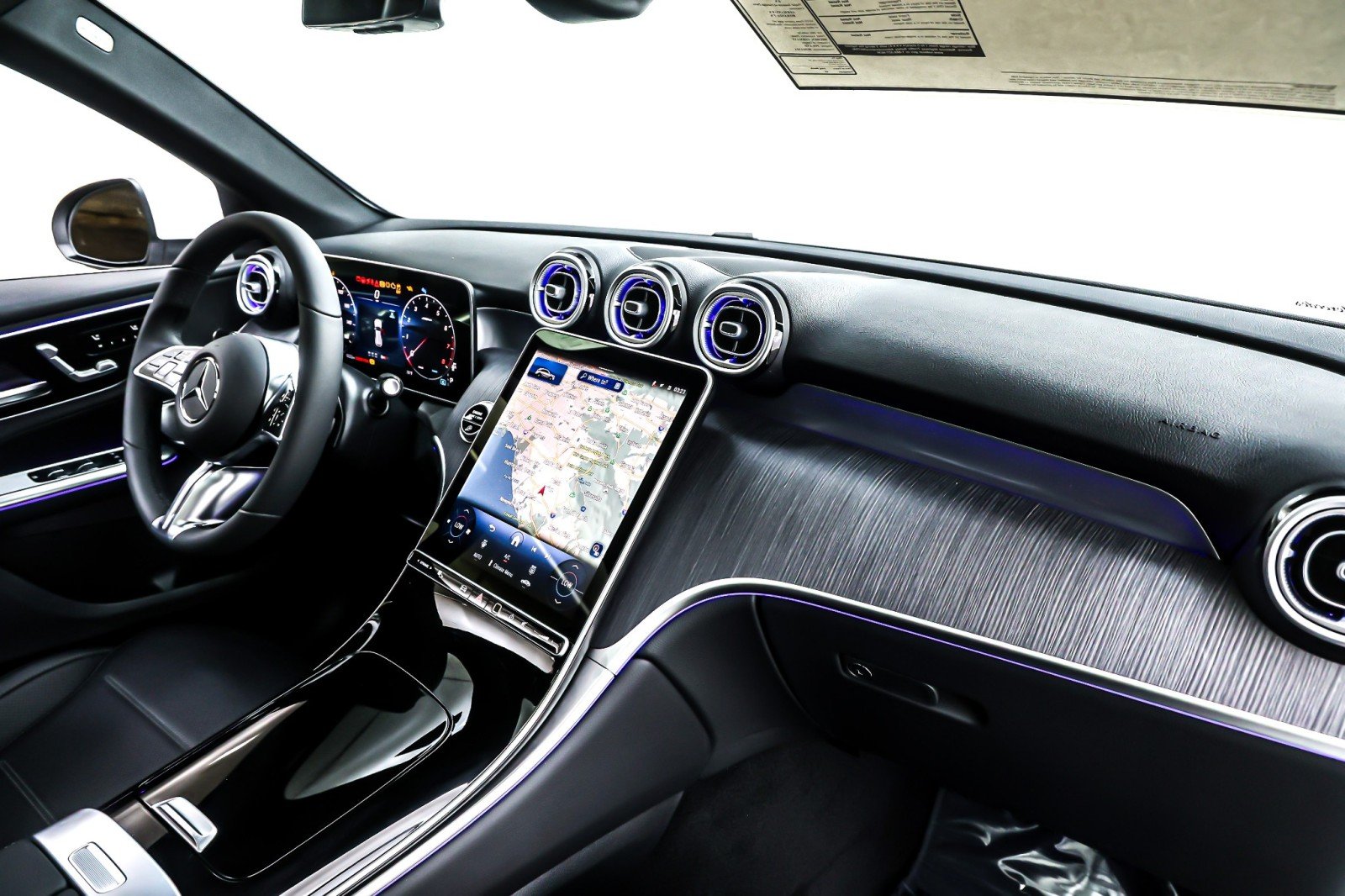 New 2026 Polar White Mercedes-Benz GLC 300 SUV image 5