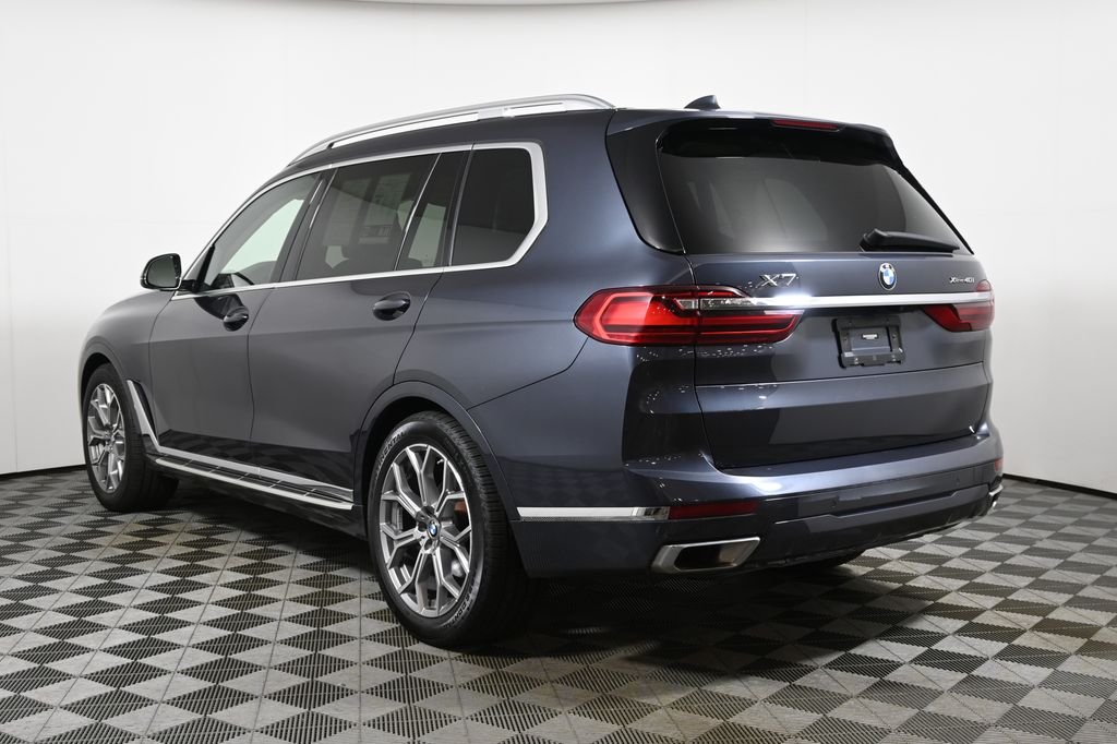 Used 2022 Gray Metallic BMW xDrive40i image 5