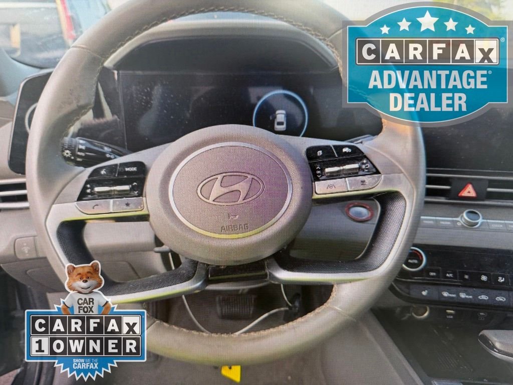Used 2025 Gray Hyundai SEL Convenience image 7
